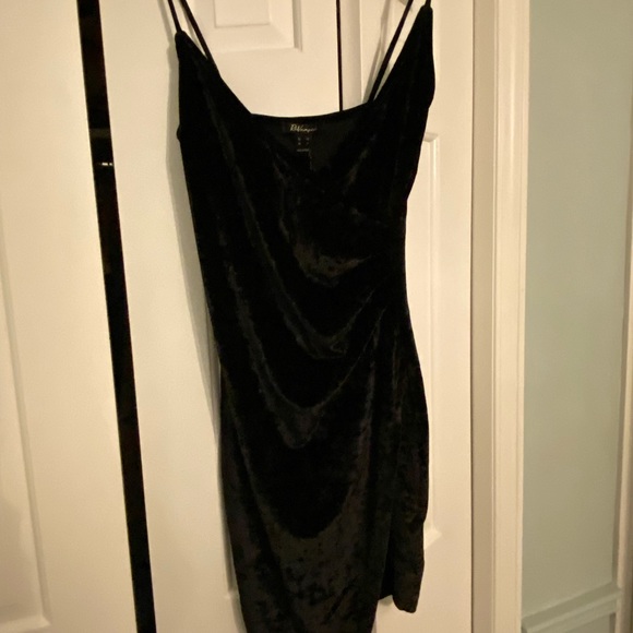 Velvet dress. Forever 21. - Picture 4 of 4